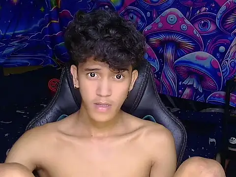hugekenbigcock Show Webcam