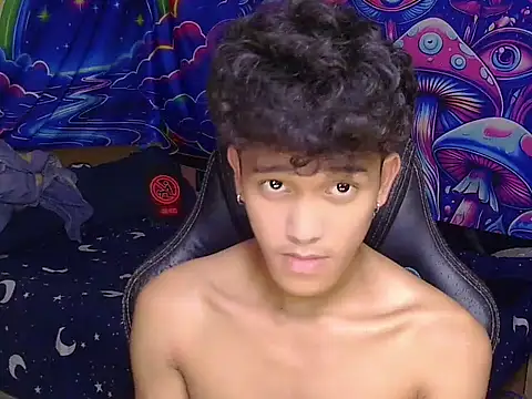 hugekenbigcock Webcamshow