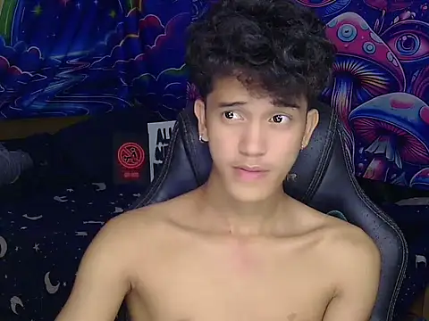 hugekenbigcock Webcam-Show