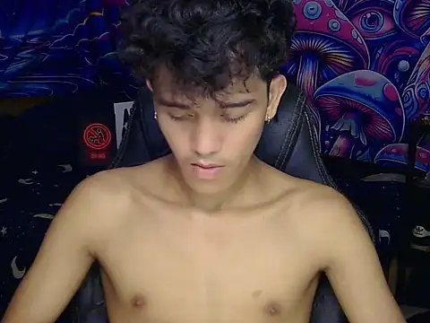 hugekenbigcock ওয়েবক্যাম শো