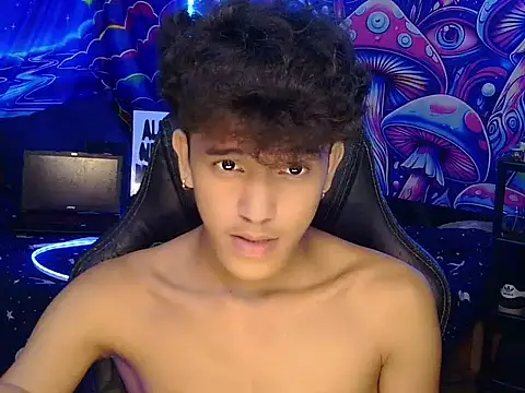 Show webcam de hugekenbigcock