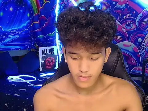 hugekenbigcock Pertunjukan Webcam