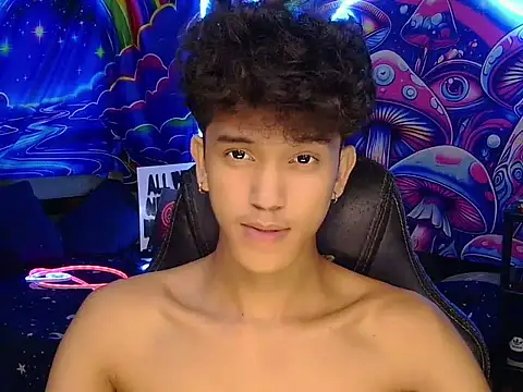 hugekenbigcock webcam show