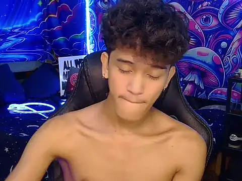 hugekenbigcock Webcamshow