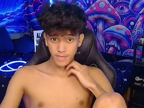 hugekenbigcock Pertunjukan Webcam