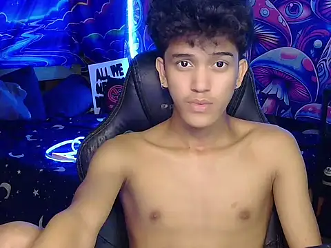 hugekenbigcock Webcam Show