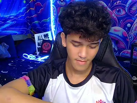 Show webcam de hugekenbigcock