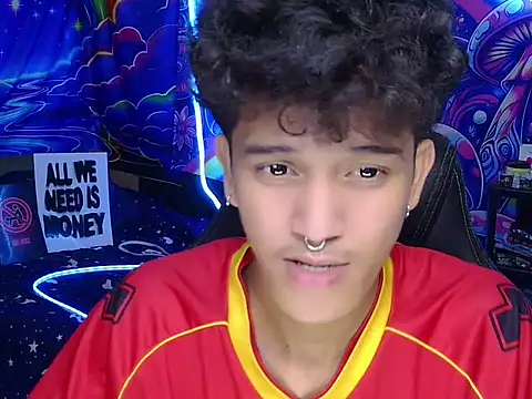 hugekenbigcock Pertunjukan Webcam