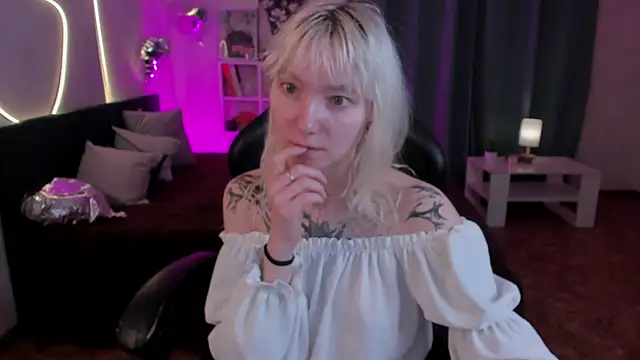 Chat XXX en directo de tattoo_art_baby