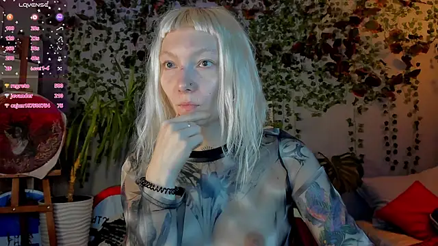 XXX chat uživo modela tattoo_art_baby