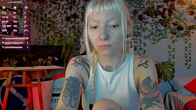 دردشة tattoo_art_baby الجنسية المباشرة