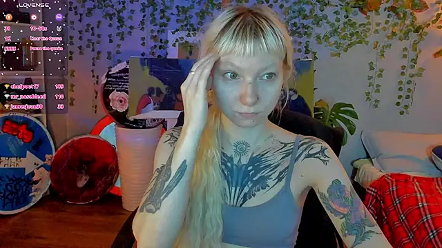แชท XXX สดของ tattoo_art_baby