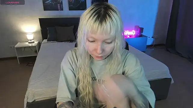 XXX chat uživo modela tattoo_art_baby