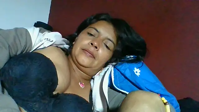 Chat +18 de DianaOchoa_ ao vivo