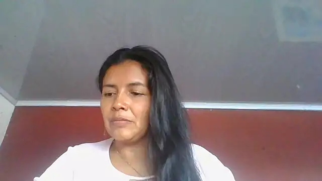 แชท XXX สดของ DianaOchoa_