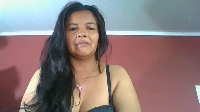 Chatroom XXX en direct de DianaOchoa_