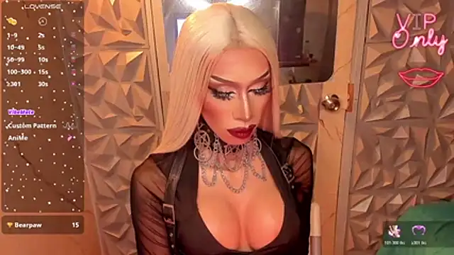 anitacruise Adlı Modelin Web Kamerası Şovu