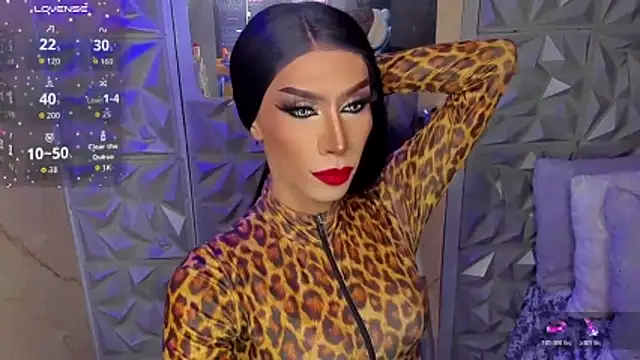 Show modela anitacruise na web-kameri