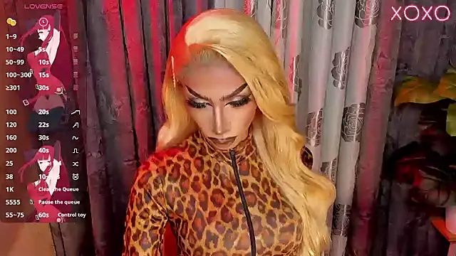הופעת וובקאם של limitlessgoddes_mistress