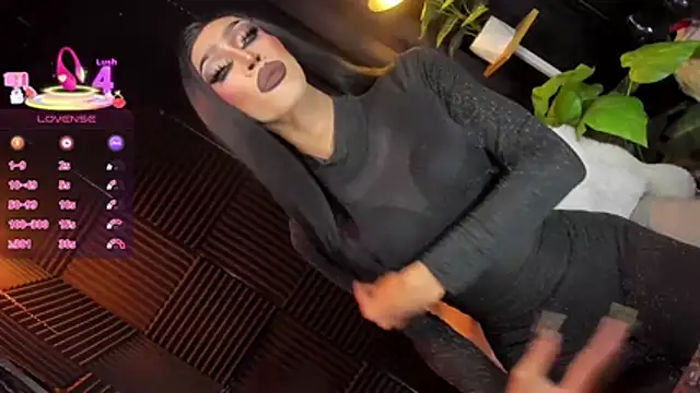 limitlessgoddes_mistress Adlı Modelin Web Kamerası Şovu