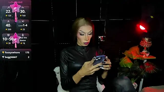 הופעת וובקאם של limitlessgoddes_mistress