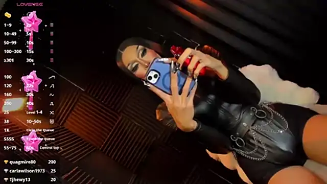 Pokazy przed kamerką – limitlessgoddes_mistress