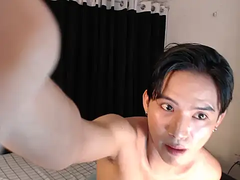 asian_dai Pertunjukan Webcam