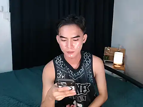 asian_dai Pertunjukan Webcam