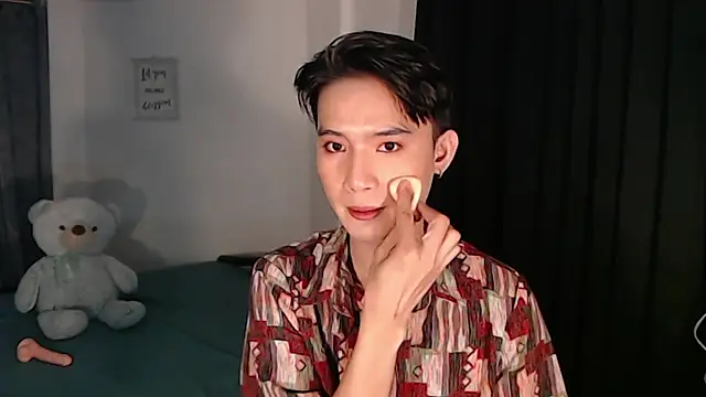 asian_dai Pertunjukan Webcam