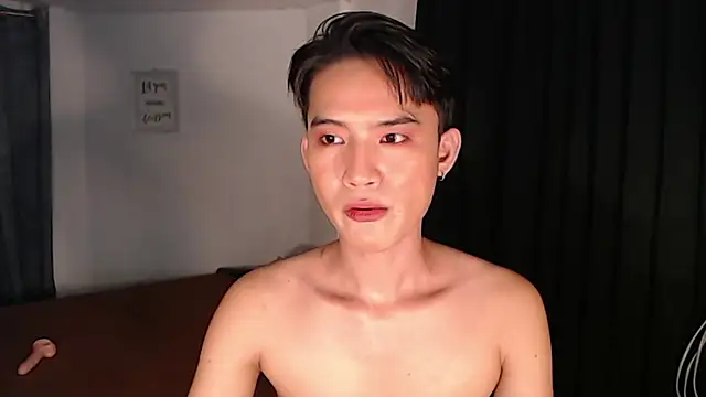 asian_dai Pertunjukan Webcam