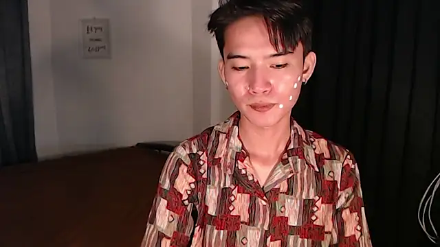asian_dai Pertunjukan Webcam