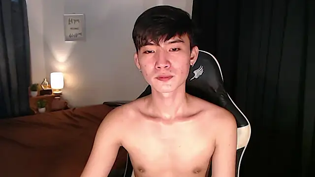 asian_dai webcam show