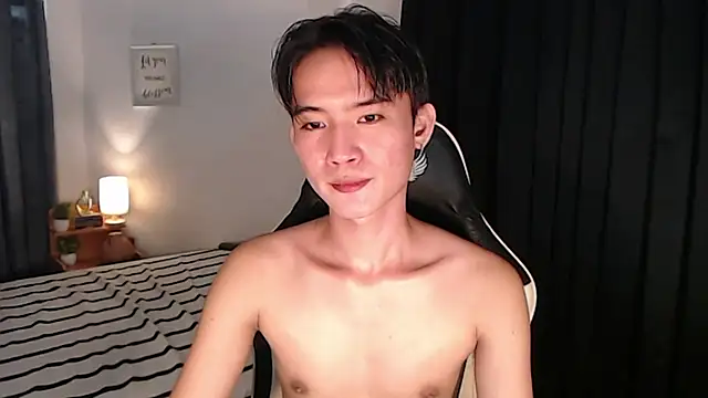 asian_dai Pertunjukan Webcam