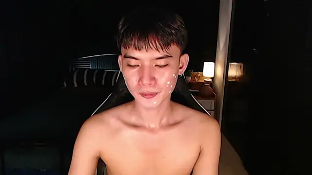 asian_dai Pertunjukan Webcam