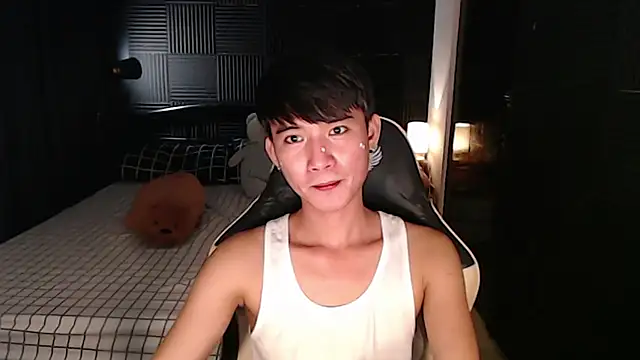 Show modela asian_dai na web-kameri