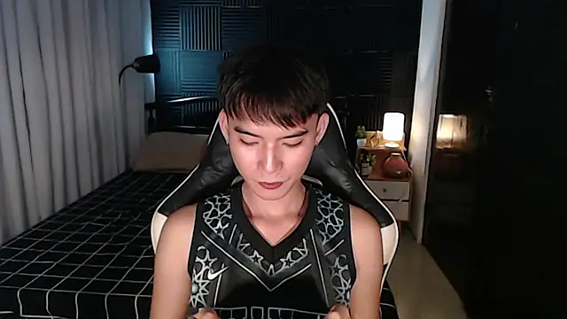asian_dai Pertunjukan Webcam