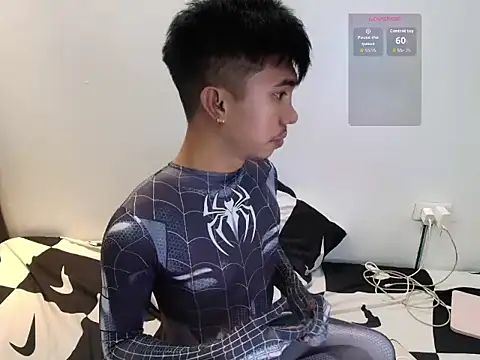 Ur_pinoyhotbrix's Webcam Show