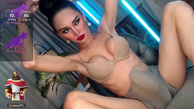 Midnight_Cravingsts Show in webcam