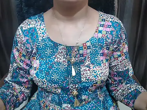 Show de webcam de Kudi_Kiyara