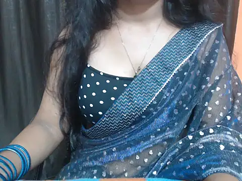 Chat +18 de Kudi_Kiyara ao vivo
