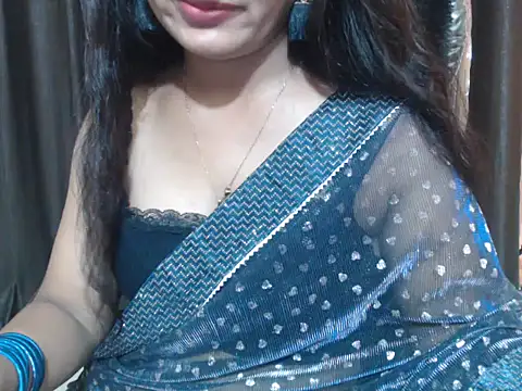 Kudi_Kiyara Adlı Modelin Canlı XXX Sohbeti