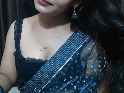 Kudi_Kiyara Live XXX-Chat