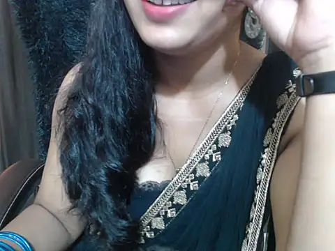 Kudi_Kiyara's Live XXX Chat