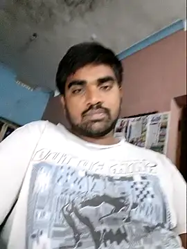 Harsha_Happyn Webbikameraesitys