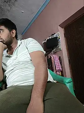 Harsha_Happy Pertunjukan Webcam