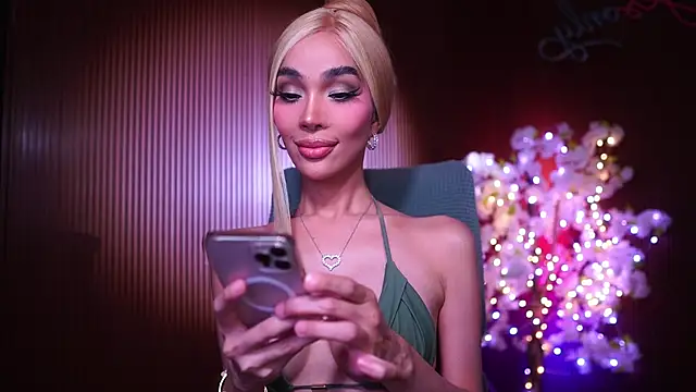 xxforyoureyesonlyxx Adlı Modelin Web Kamerası Şovu