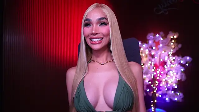 Webkamerová show xxforyoureyesonlyxx