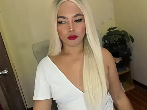 Hotter_Applexxx Show in webcam