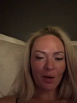 Pertunjukan Kamera Web Kayla_Modelle96