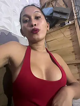 Fuckable_April69 Adlı Modelin Web Kamerası Şovu